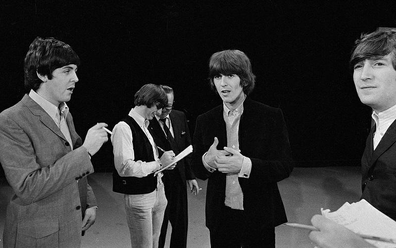 Paul John Ringo and NEIL ASPINALL CBS Studio 50 NYC 1964 Beatles Trading Card 